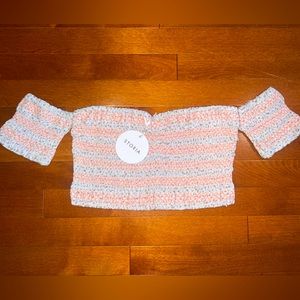 Storia Crop Top with mini sleeves